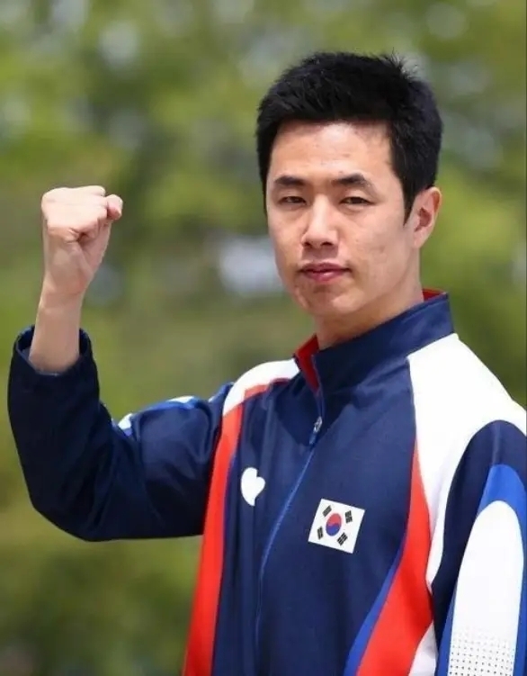 韩国乒乓球队碾压中国乒乓球队，波尔惊艳世界的简单介绍