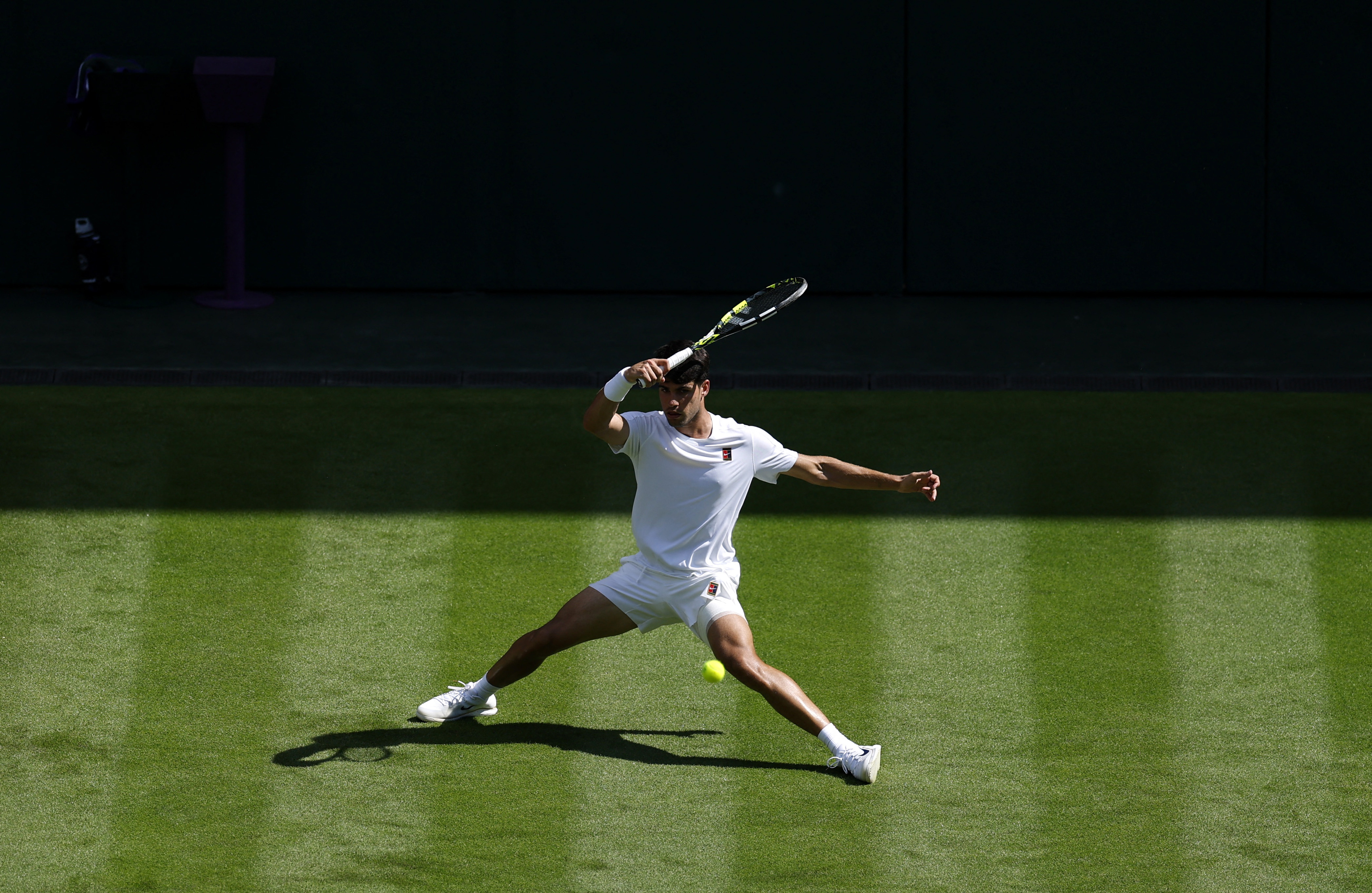 包含世界网球队翻盘法国网球队，阿尔卡拉斯高光表现的词条