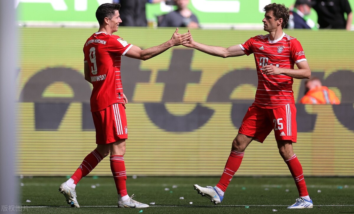 里昂险胜皇马，穆勒送出助攻