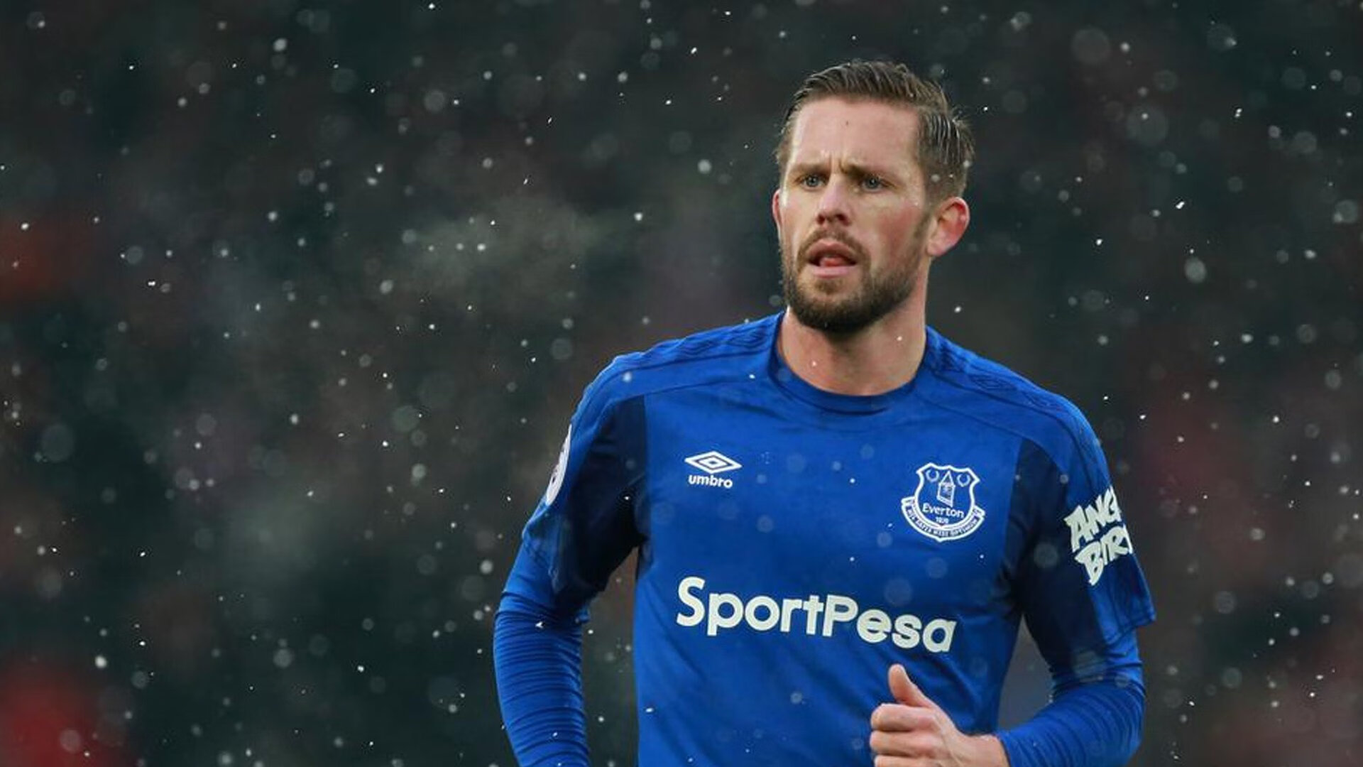 布克化身关键先生，辽宁队轻取热火显冠军底蕴