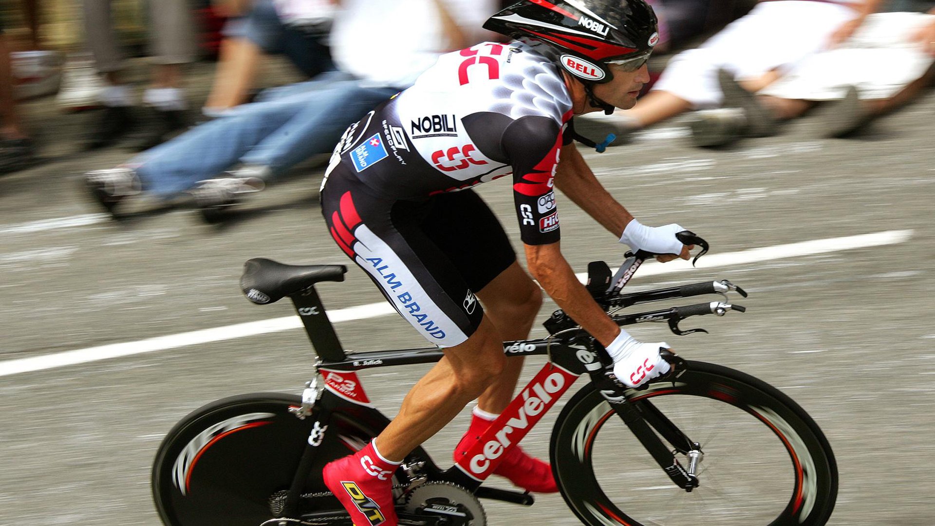 罗德里一锤定音,波兰军团轻取马赛点燃欧陆烽火